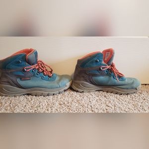 Columbia hiking boots